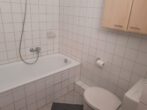 Studenten aufgepasst! 2-Zi-Wohnung mit guter Anbindung an Heidelberg - Badezimmer