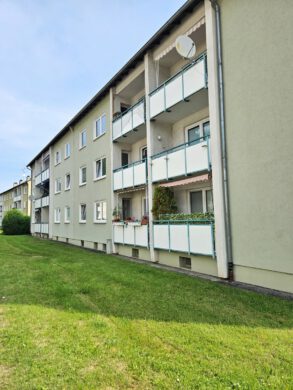Kapitalanlage: Zwei Mehrfamilienhäuser mit 12 Wohneinheiten!, 35683 Dillenburg, Haus