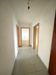 Immobilienpaket: 3 Wohneinheiten mit Balkonen und Stellplätzen! - Flur