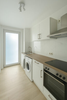 Attraktive Kapitalanlage: Modern sanierte 2-Zimmer-Wohnung in zentraler Lage!, 97421 Schweinfurt, Wohnung