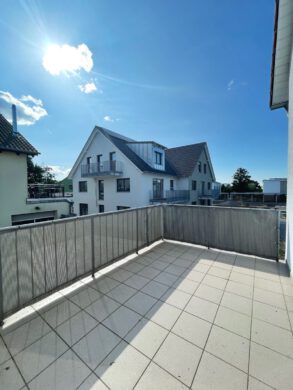 Helle Räume, moderne Ausstattung – 4 Zimmer mit Balkon & Charme!, 69214 Eppelheim, Wohnung