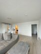 Geräumige 1-Zimmer Wohnung mit viel Potential! - Wohn- & Schlafbereich